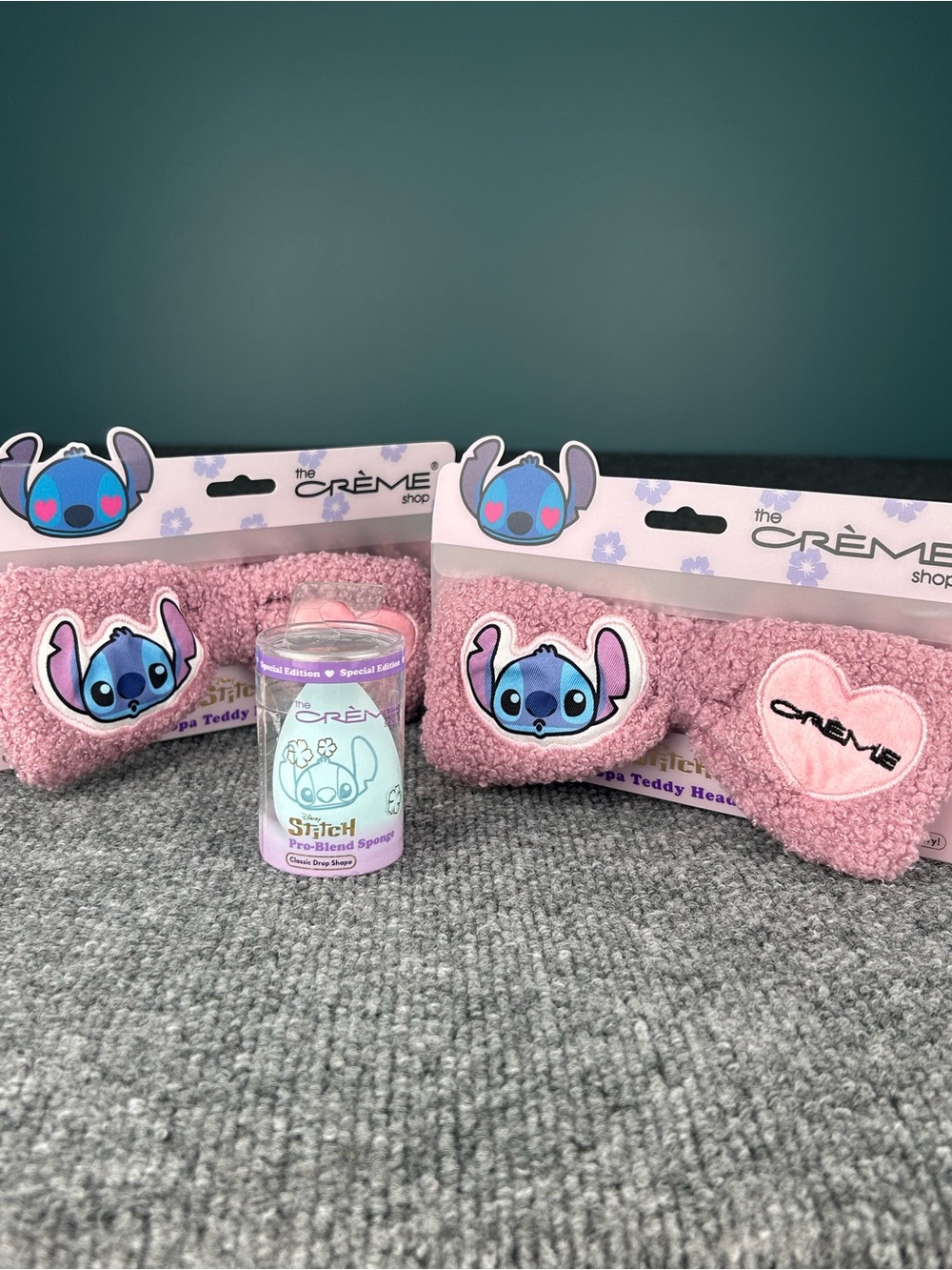 The Crème Shop x Stitch Pink Plush Spa Headbands (Set of 2) & Blending Sponge